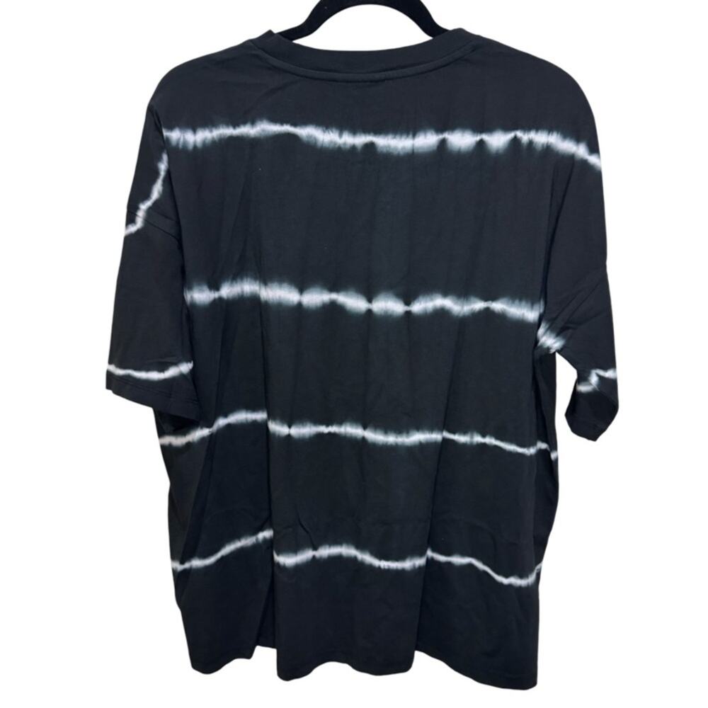 ASOS Design Oversized T-Shirt in Black Tie Dye Stripe - 8 - Picture 5 of 6